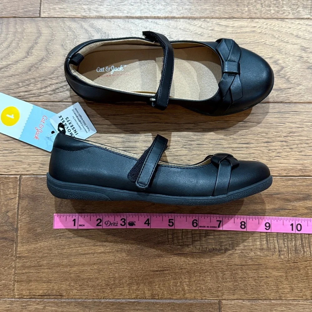 Cat & Jack Girls Black Ballet Flats - NWT - Size 1 - Grow With You